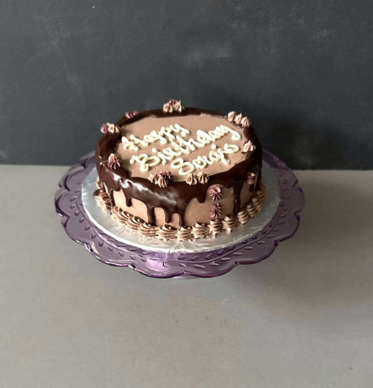 chocolate drip message cake